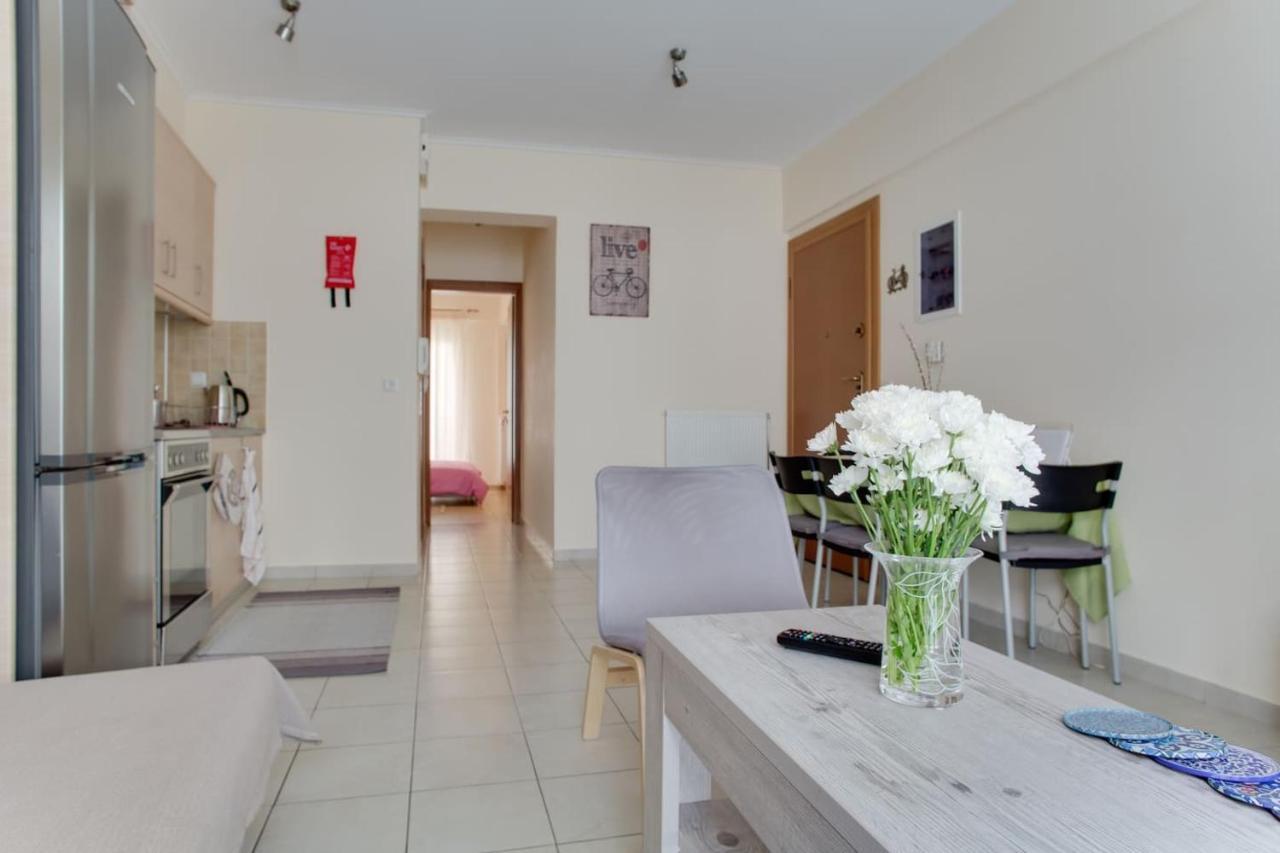 Melina'S Apartment By The Tube Atena Exterior foto